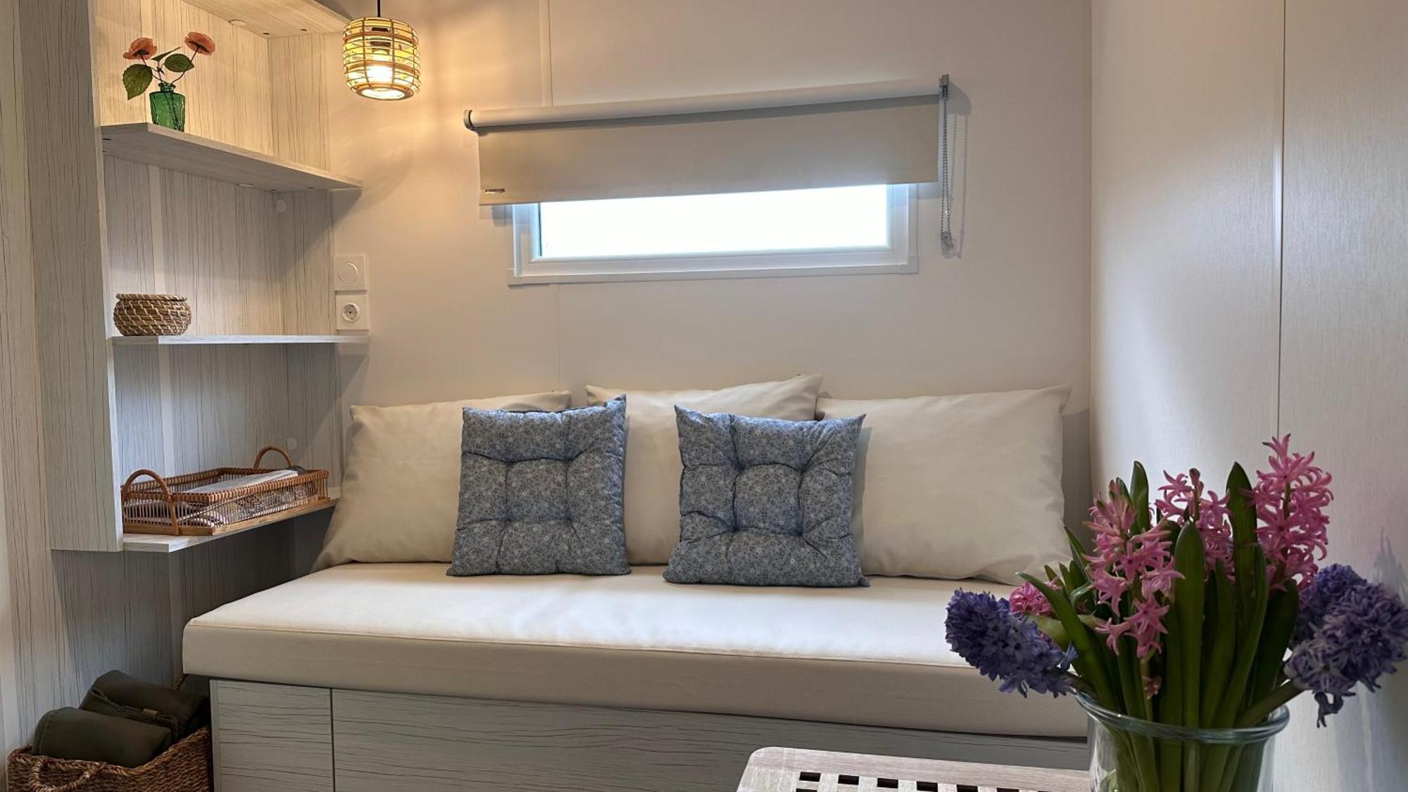Glamping De Hof Van Eeden Warmond Εξωτερικό φωτογραφία