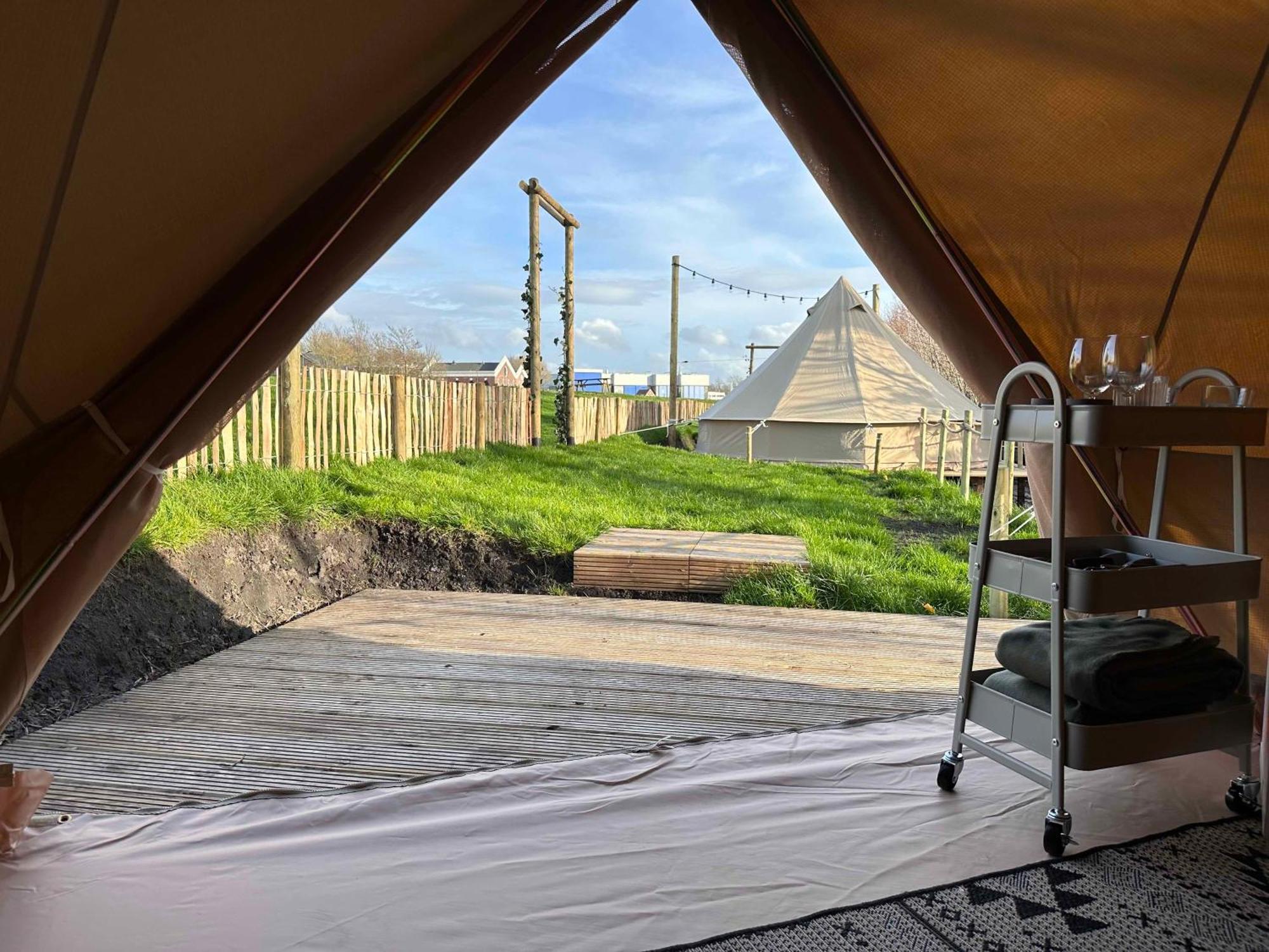 Glamping De Hof Van Eeden Warmond Εξωτερικό φωτογραφία